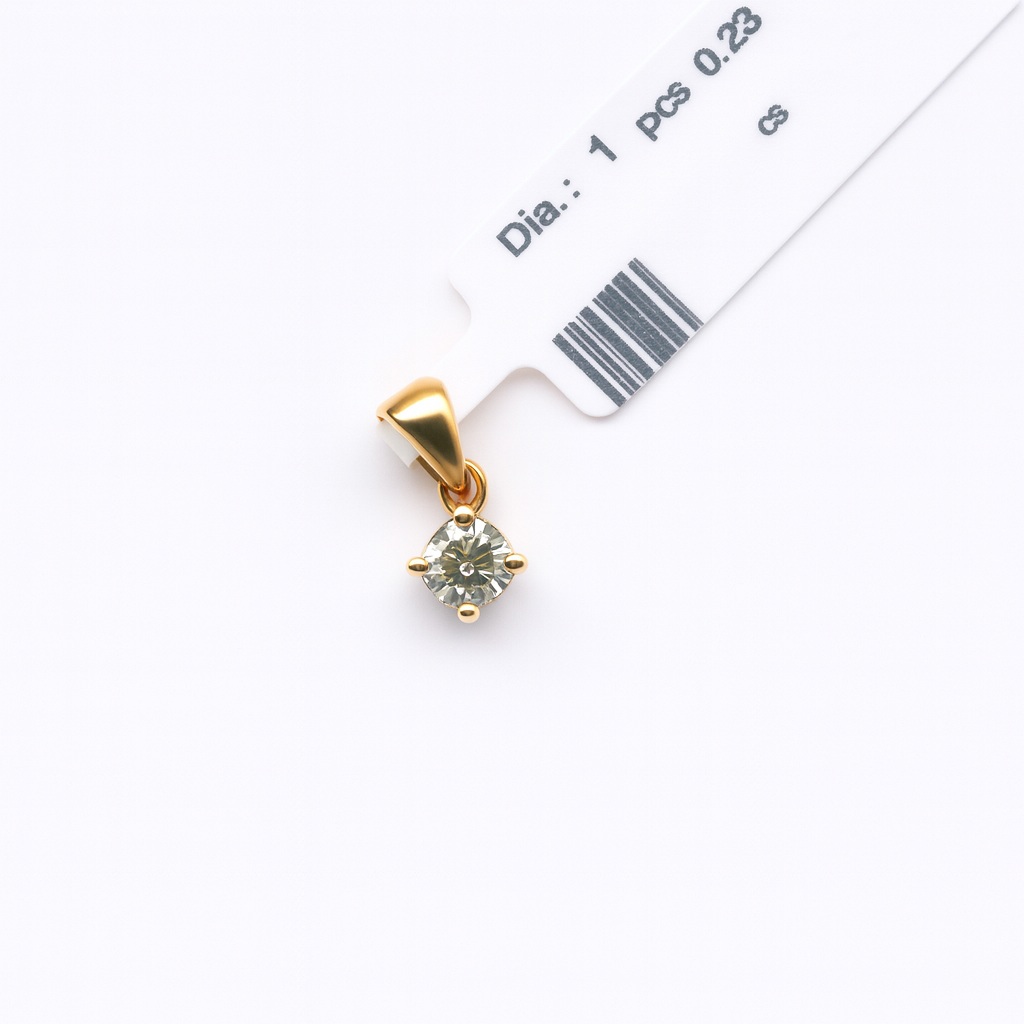 Beautiful 18 Kt Gold  Natural Diamond Pendant